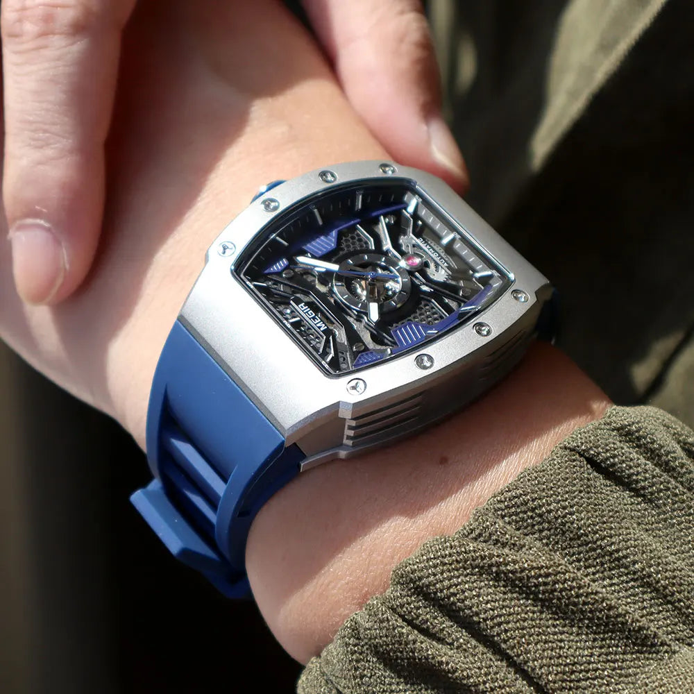 Montre mécanique automatique MEGIR pour homme, montre-bracelet de sport tendance avec boîtier en acier inoxydable, bracelet en silicone, aiguilles lumineuses 8604
